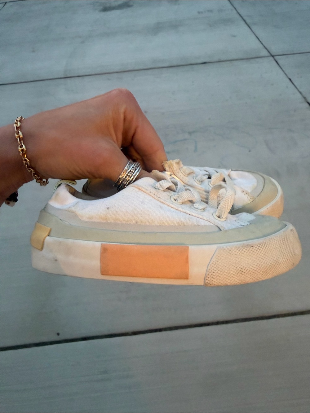 Zara White and Beige Kids Sneakers with Peach Accent